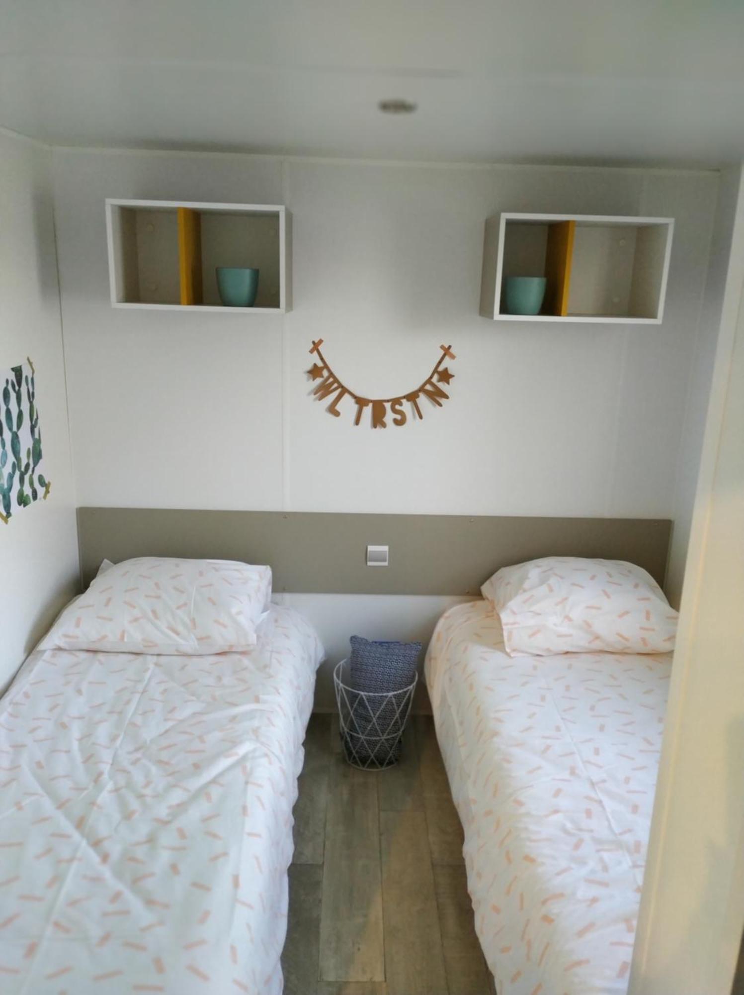 Stacaravan 98 Hotel Koudum ภายนอก รูปภาพ